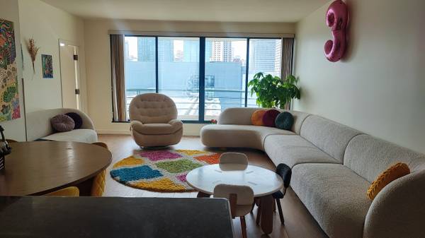 Listing photo 1 of 5