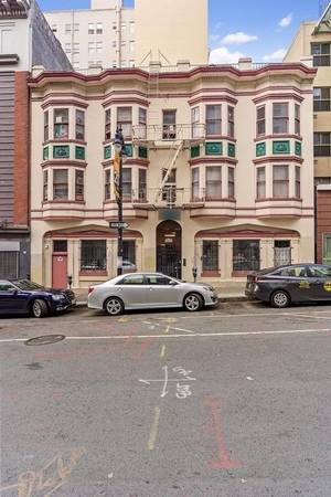 Listing photo 1 of 5