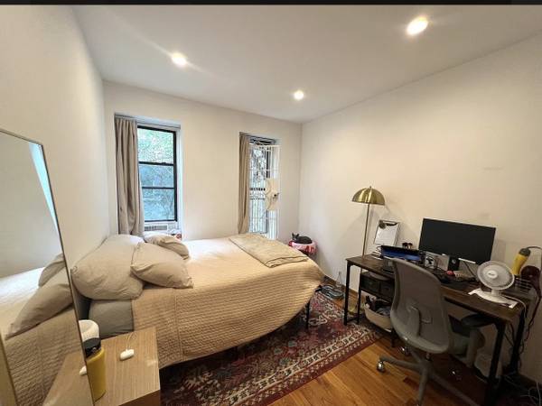 Listing photo 1 of 7
