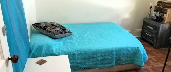 Listing photo 1 of 5