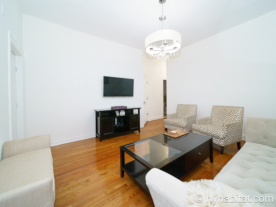 Listing photo 1 of 14