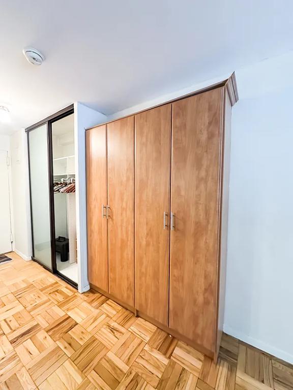 Listing photo 1 of 14