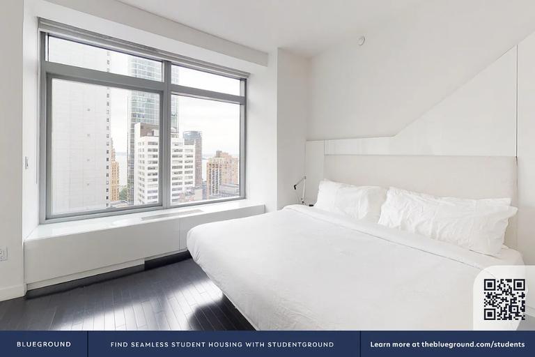 Listing photo 1 of 24