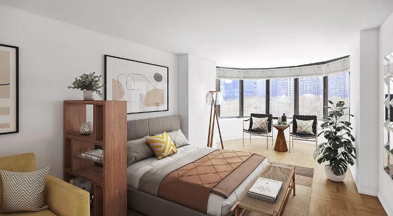 Listing photo 1 of 8