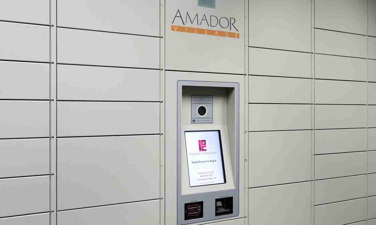 Listing photo 1 of 5