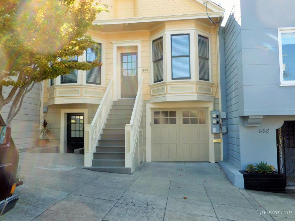 Listing photo 1 of 5