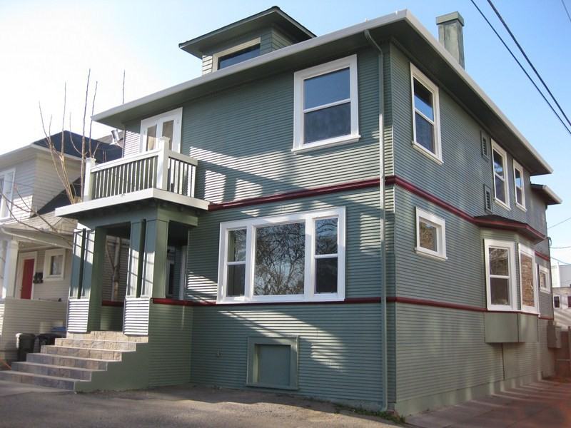 Listing photo 1 of 5