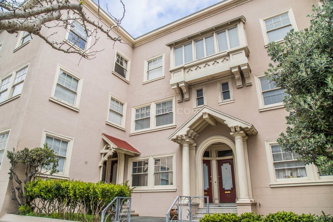 Listing photo 1 of 5
