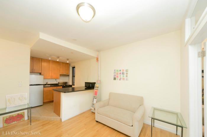 Listing photo 1 of 5