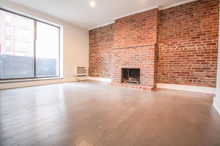 Listing photo 1 of 5