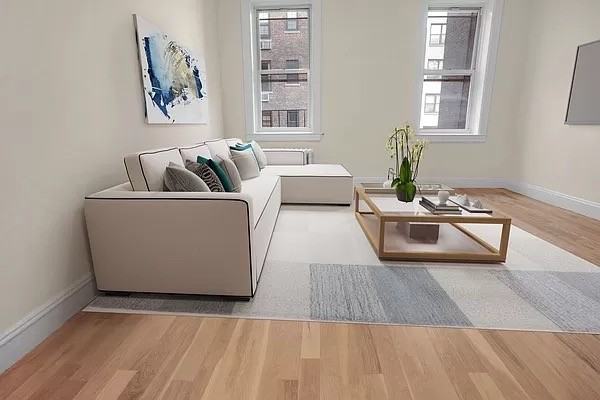 Listing photo 1 of 5