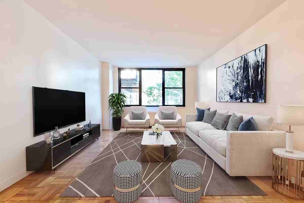 Listing photo 1 of 5