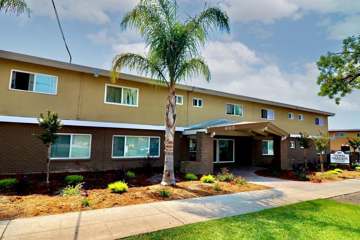 Listing photo 1 of 5