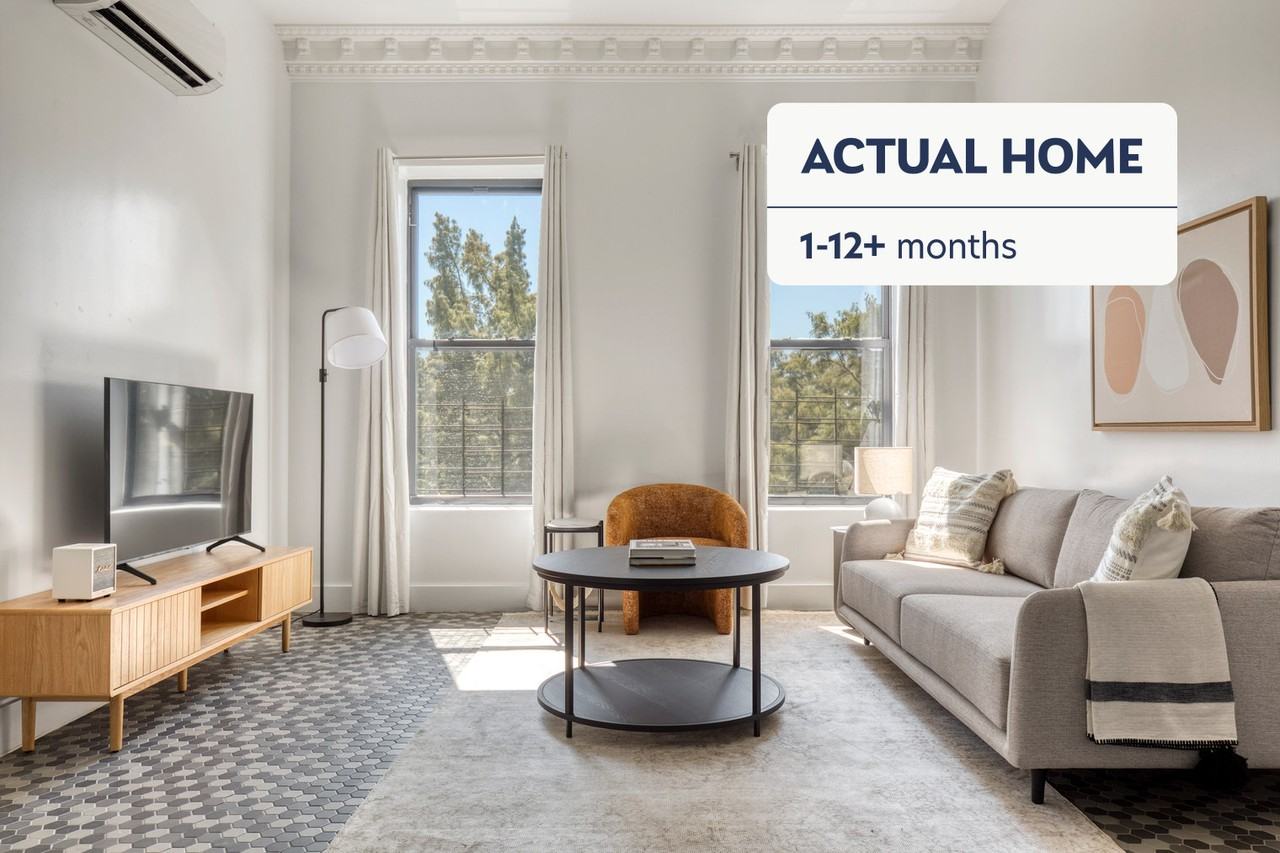 Listing photo 1 of 5