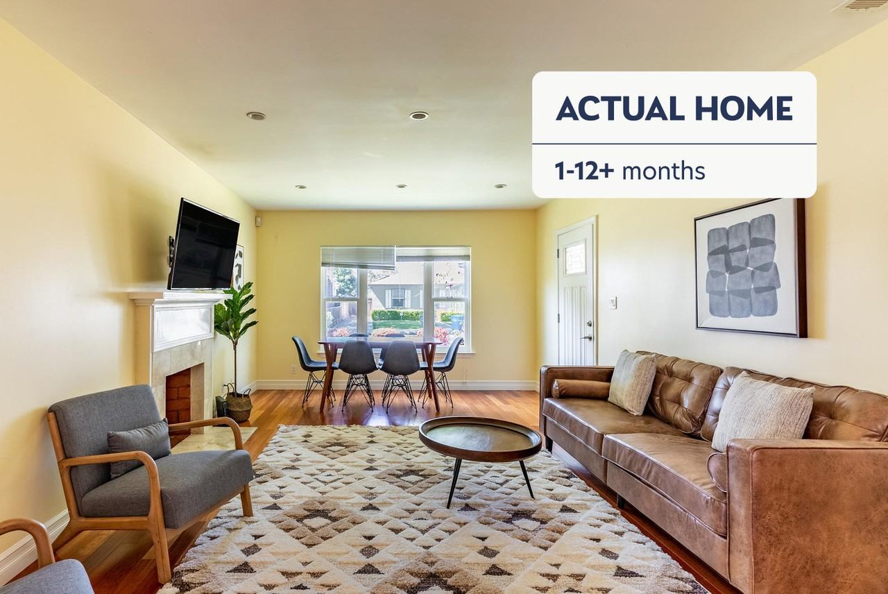 Listing photo 1 of 5