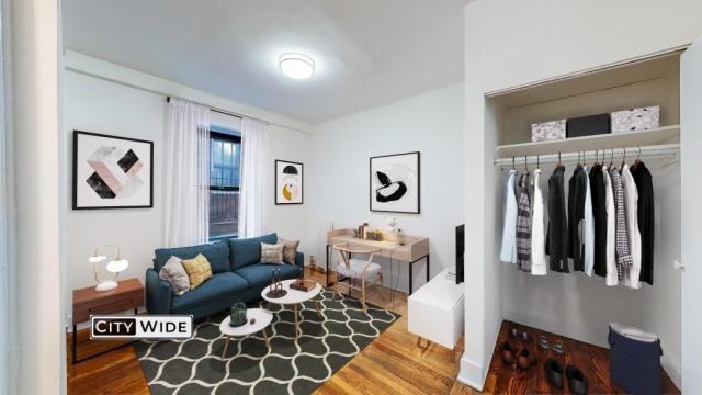 Listing photo 1 of 5