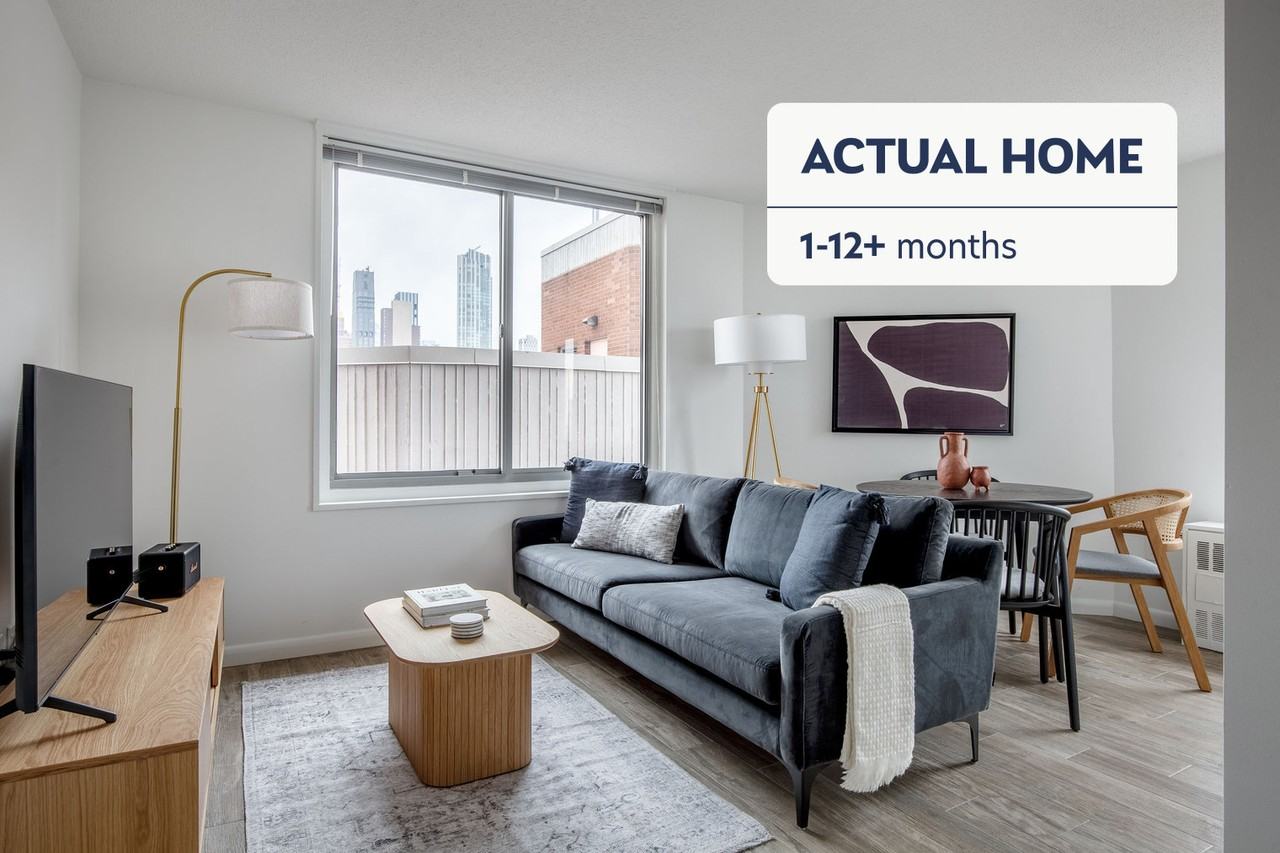 Listing photo 1 of 5