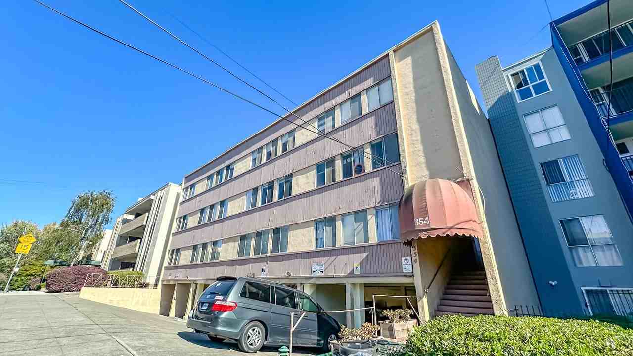 Listing photo 1 of 5