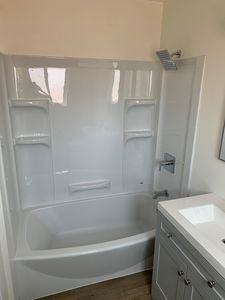 Listing photo 1 of 5