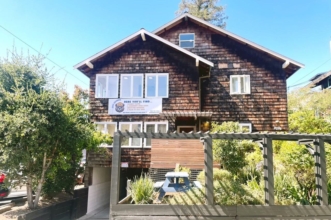 Listing photo 1 of 5