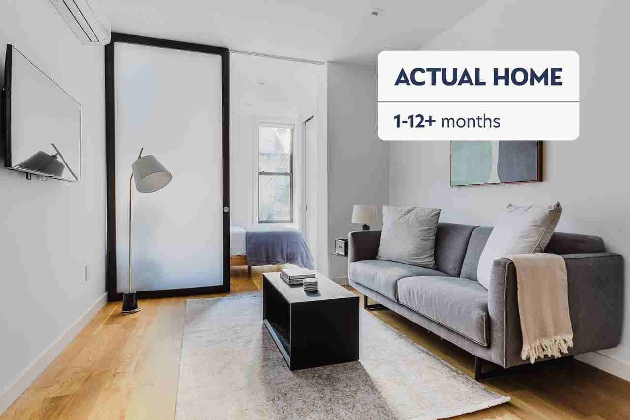 Listing photo 1 of 5