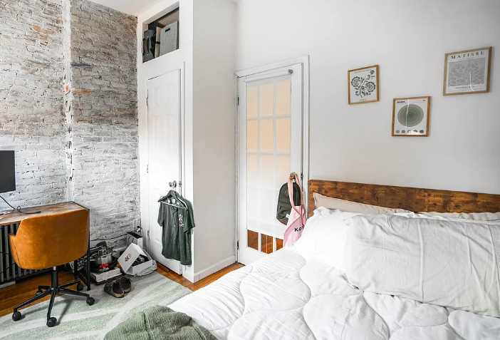 Listing photo 1 of 5