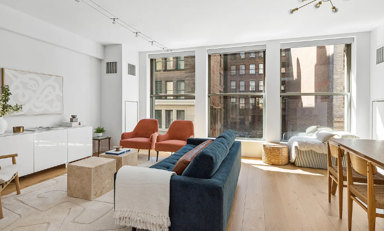 Listing photo 1 of 5