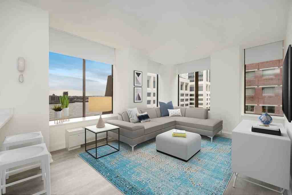 Listing photo 1 of 5