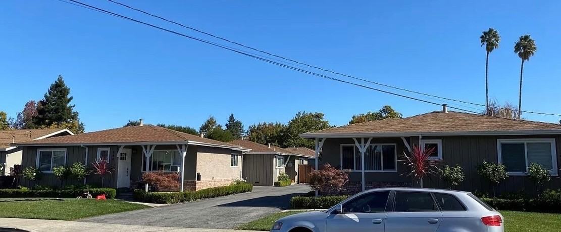 Listing photo 1 of 5