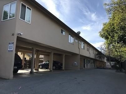 Listing photo 1 of 5