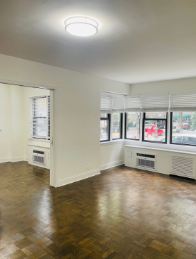 Listing photo 1 of 5