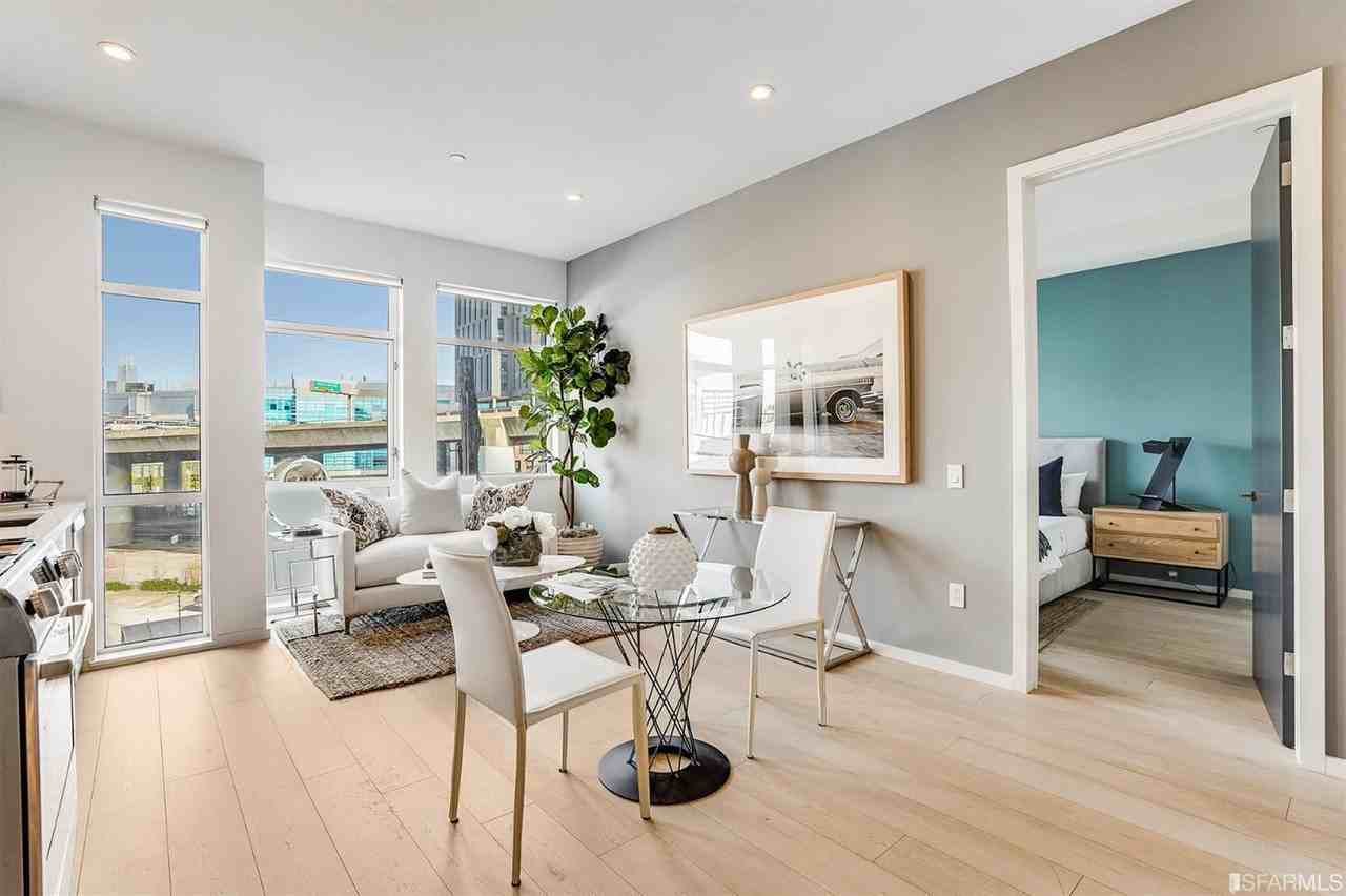 Listing photo 1 of 5