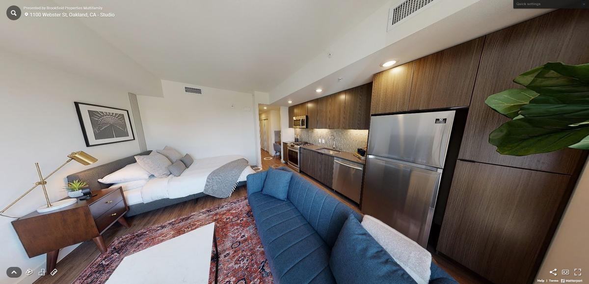 Listing photo 1 of 5