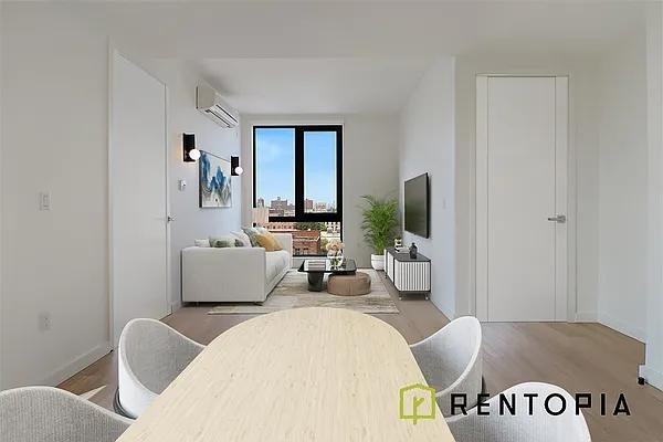 Listing photo 1 of 5