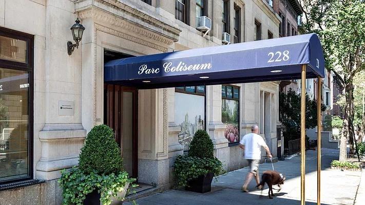 Listing photo 1 of 5