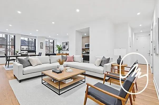 Listing photo 1 of 5