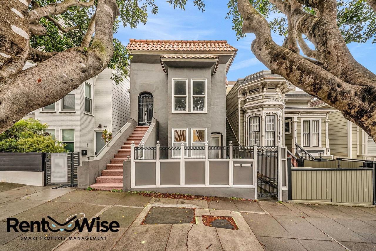 Listing photo 1 of 5