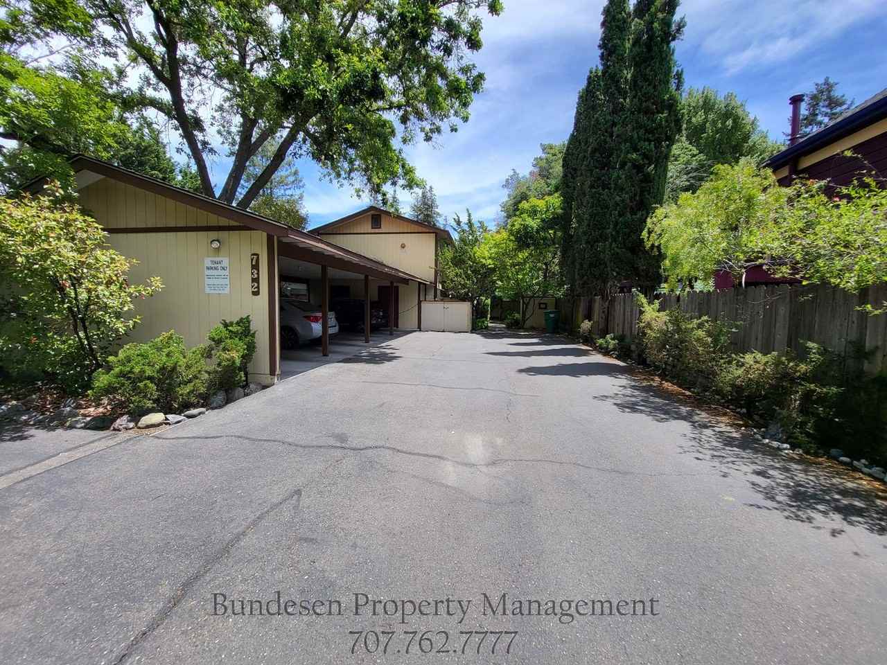 Listing photo 1 of 5