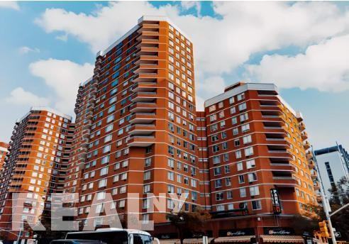 Listing photo 1 of 3