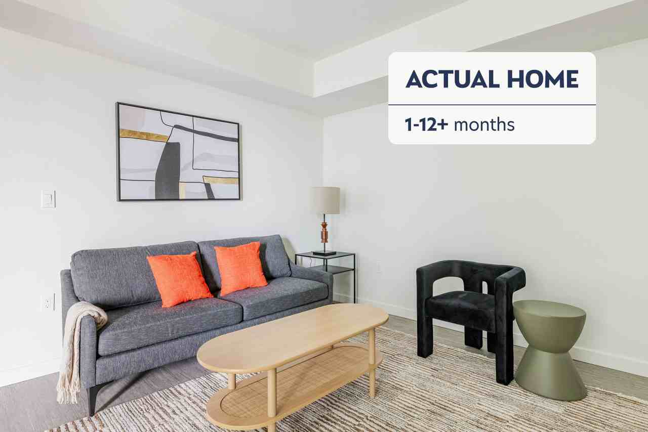 Listing photo 1 of 5