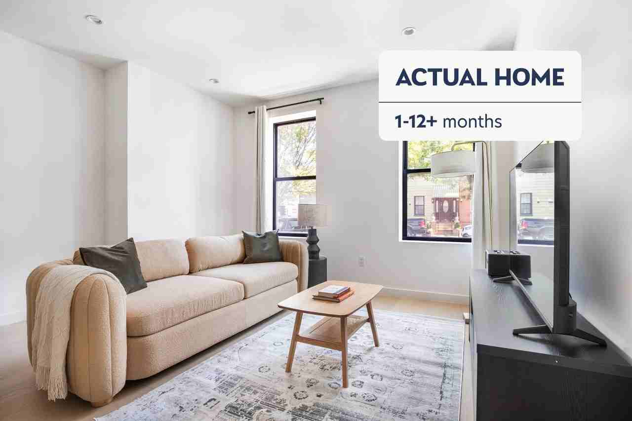 Listing photo 1 of 5