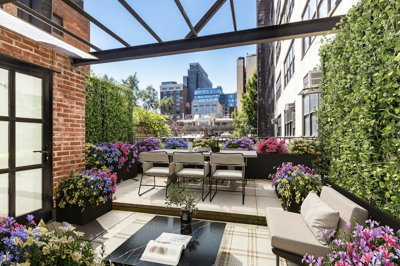 Listing photo 1 of 5