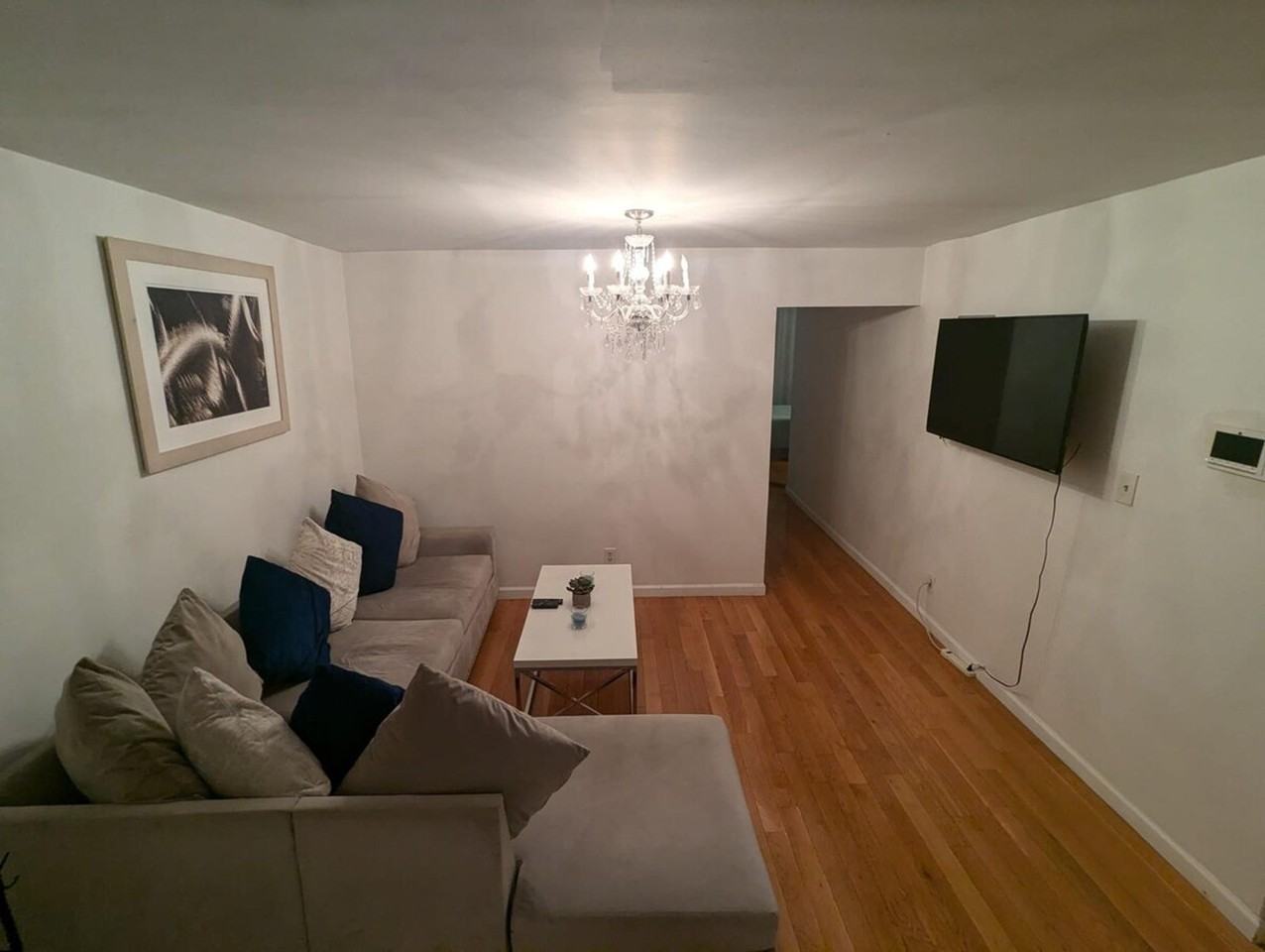 Listing photo 1 of 5