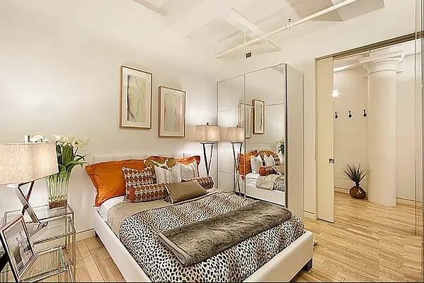 Listing photo 1 of 5