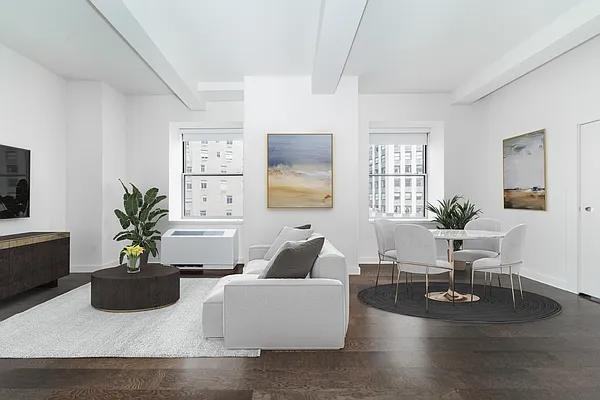 Listing photo 1 of 5