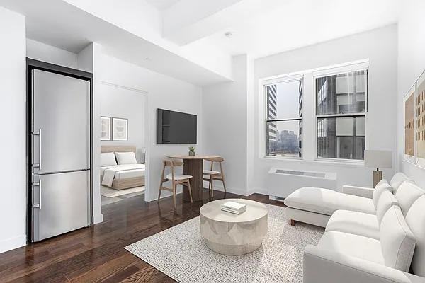 Listing photo 1 of 5