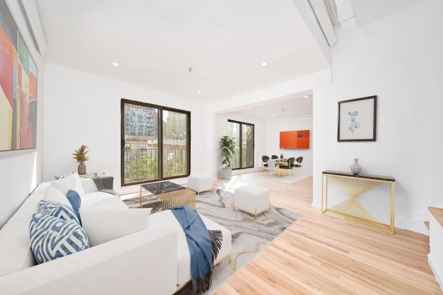 Listing photo 1 of 5