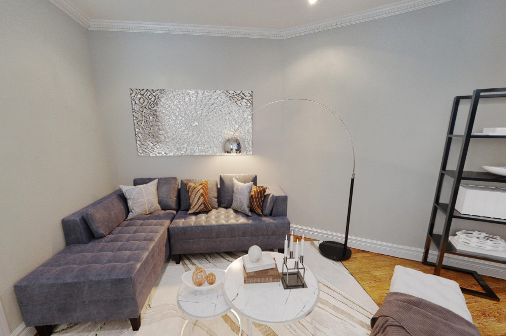 Listing photo 1 of 4