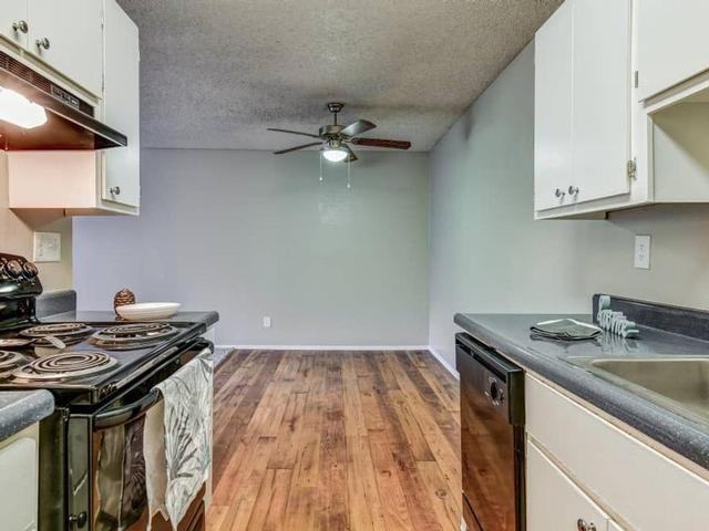 Listing photo 1 of 5