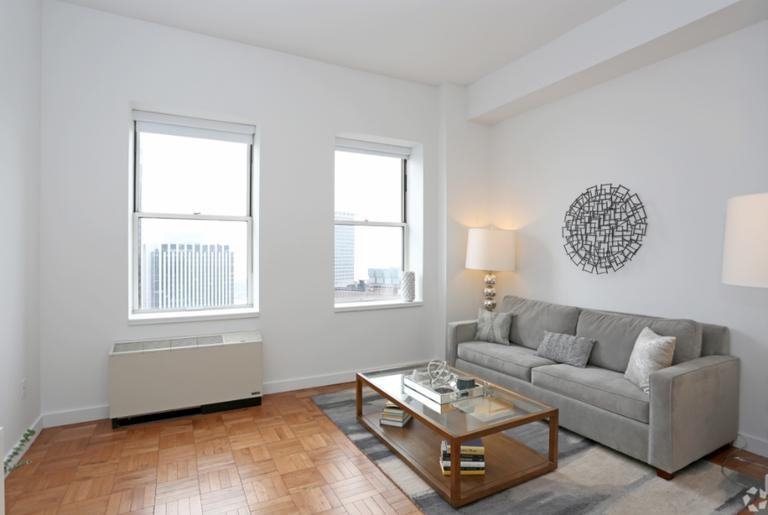 Listing photo 1 of 5